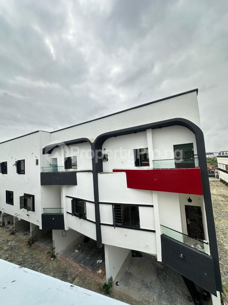 4 bedroom House for sale orchid Lekki Lagos