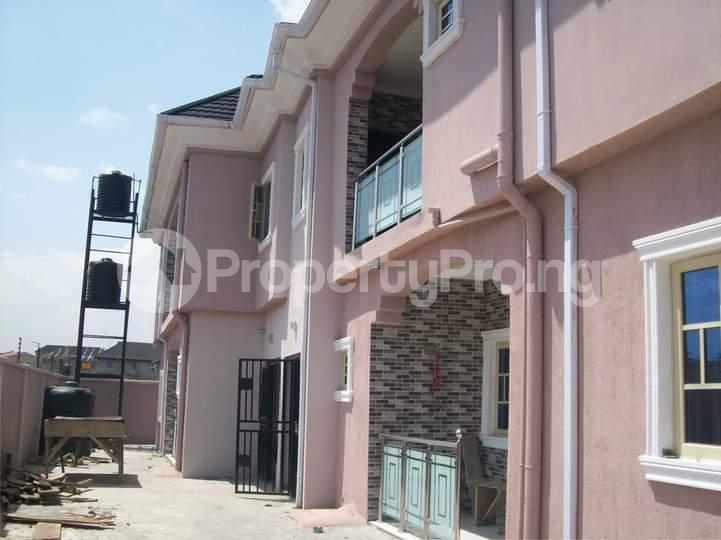 House for sale Iwaya, Yaba, Lagos. Iwaya Yaba Lagos