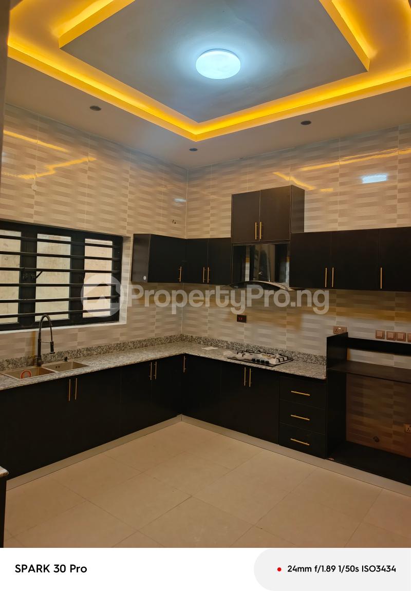 4 bedroom House for rent Soluyi Gbagada Lagos