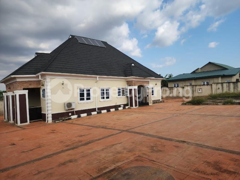 4 bedroom House for sale Mogana, Elebu Akala Express Ibadan Oyo