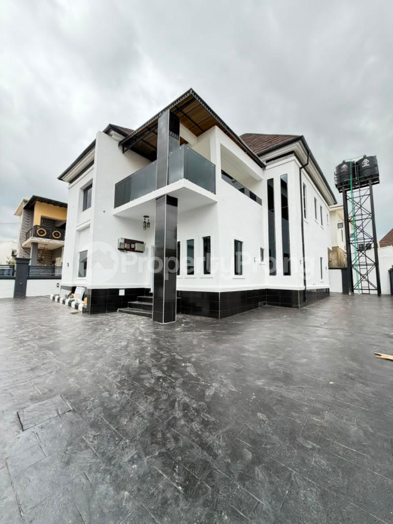 4 bedroom House for sale Lugbe By Von Lugbe Abuja