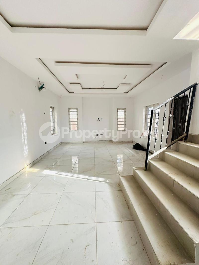 5 bedroom House for sale Anthony Village Maryland Lagos