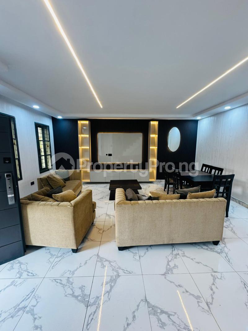 4 bedroom House for sale Mende Maryland Lagos