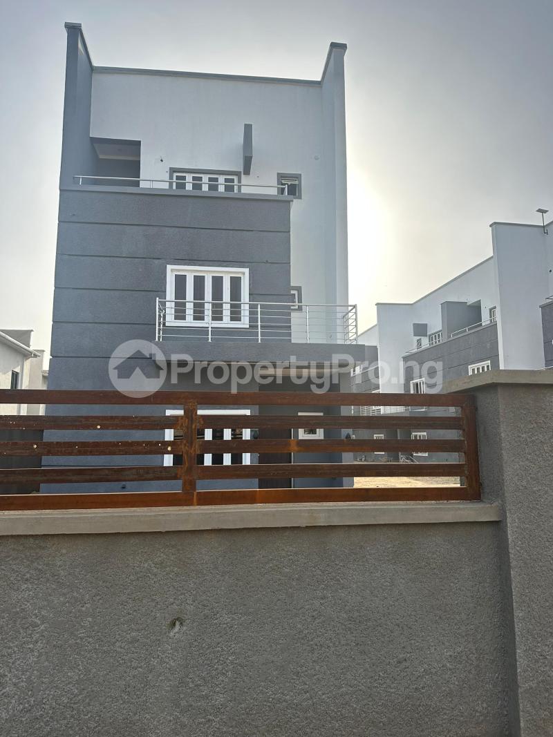 4 bedroom House for sale Around Godab Life Camp Abuja