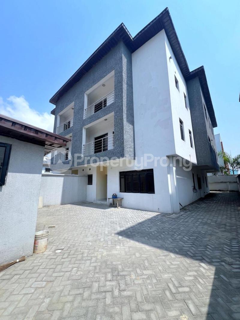 4 bedroom House for rent Osapa london Lekki Lagos