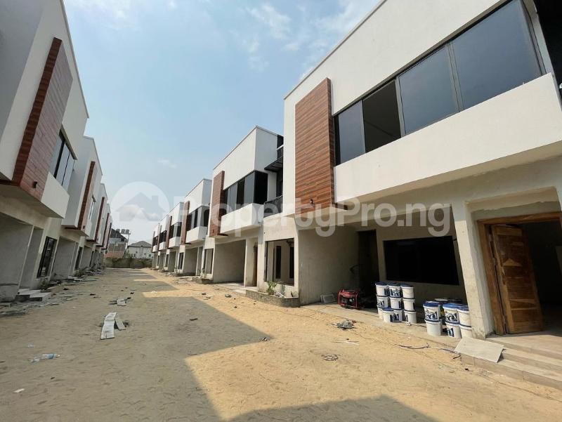 4 bedroom House for sale Off Circle Mall Road Osapa london Lekki Lagos