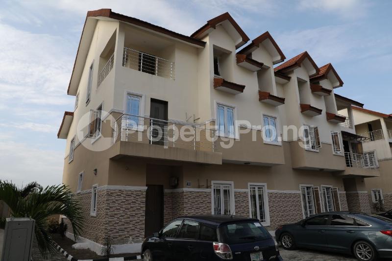 4 bedroom House for rent On Orchid Road chevron Lekki Lagos