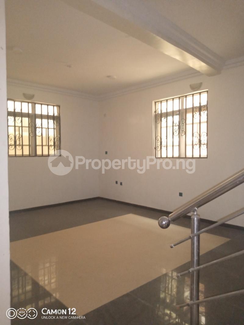4 bedroom House for rent Amunota Bus Stop Ago palace Okota Lagos