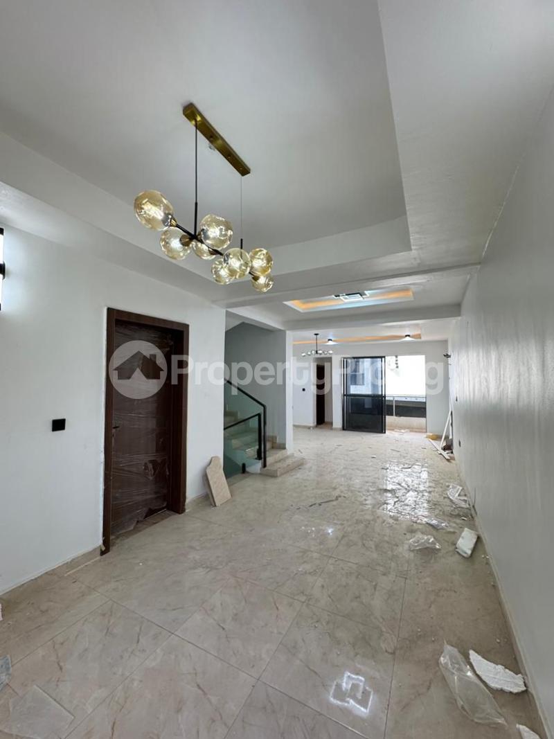 4 bedroom House for sale  Adeniran Ogunsanya Surulere Lagos