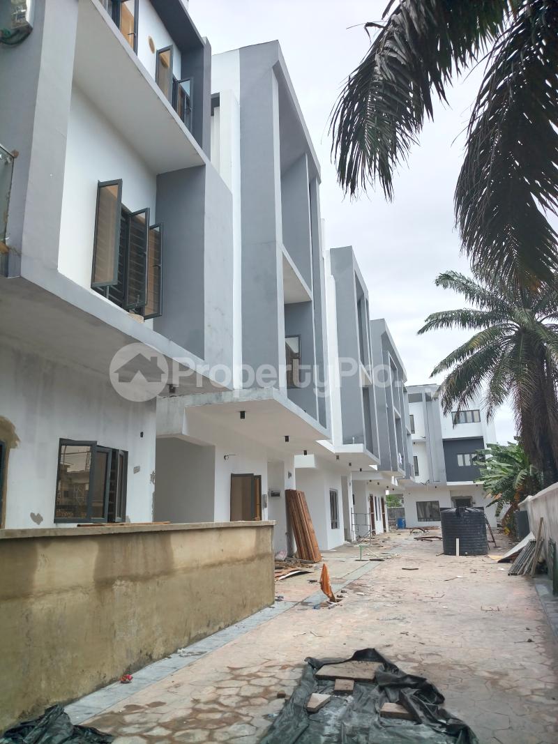 4 bedroom House for sale In A Gated Residential Estate Off Adeniran Ogunsanya Adeniran Ogunsanya Surulere Lagos