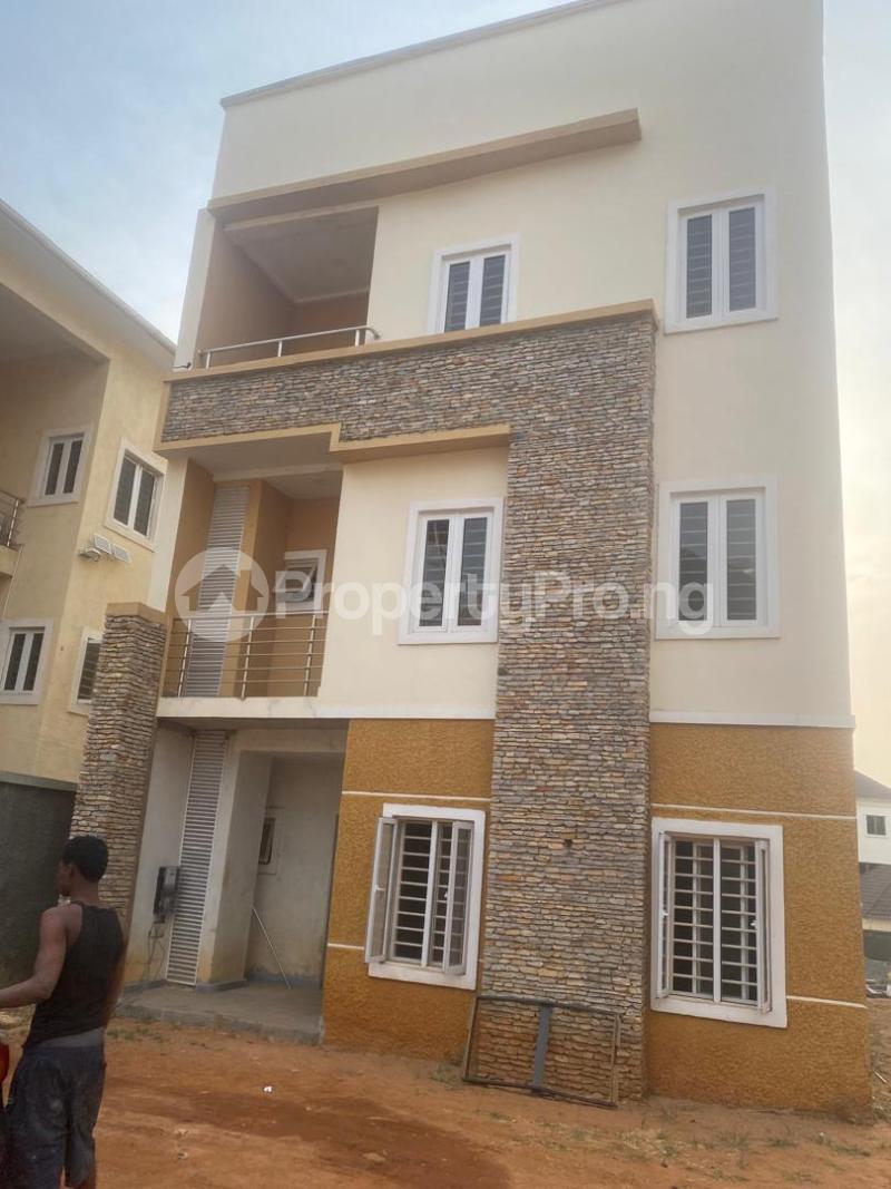 4 bedroom House for rent 4th Avenue, Gwarinpa, Abuja Gwarinpa Abuja