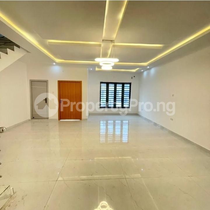 4 bedroom House for sale Lekki Lagos