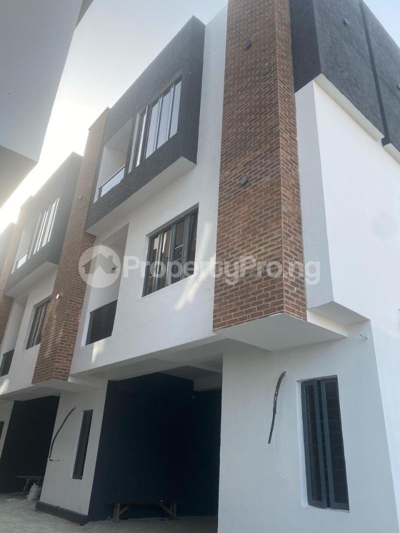 4 bedroom House for sale Lekki Lagos