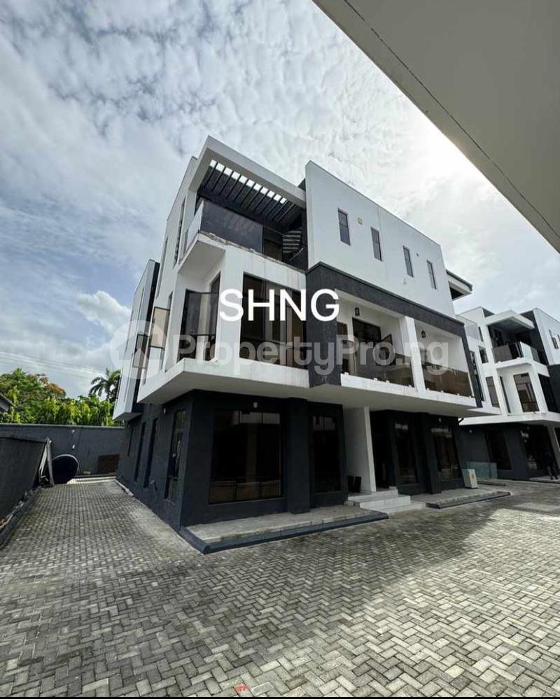 4 bedroom House for sale Victoria Island Lagos