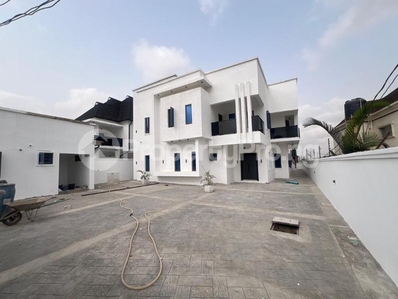 5 bedroom House for sale Olapade Agoro Oluyole Estate Ibadan Oyo