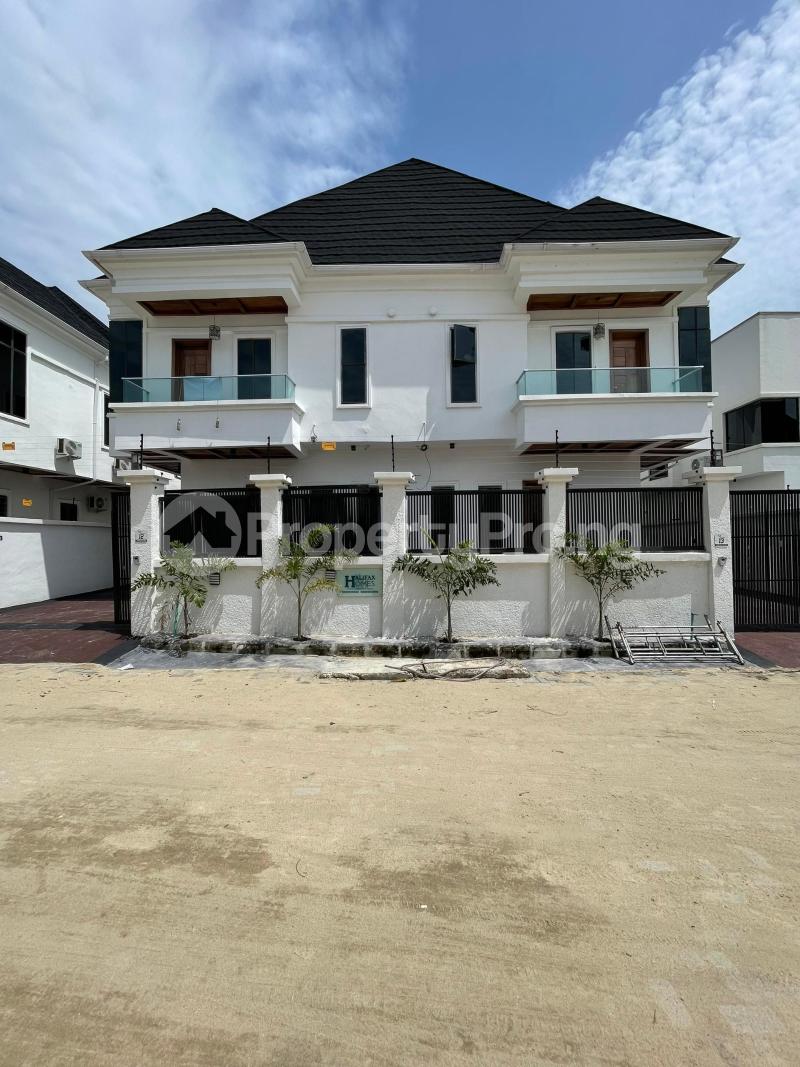 4 bedroom House for sale Lekki Lagos