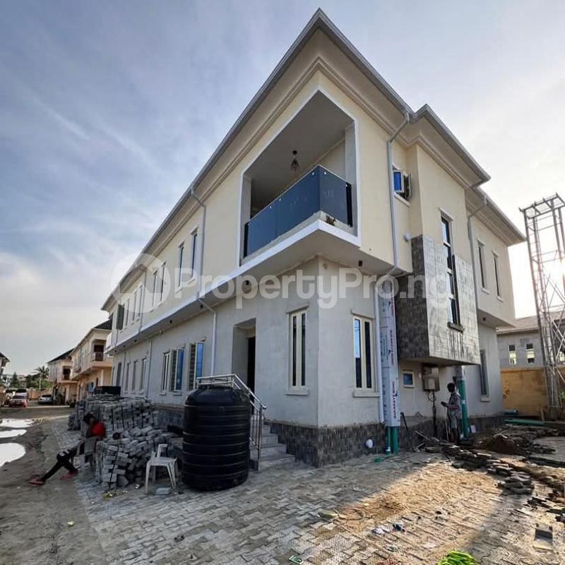 4 bedroom House for sale Maryland Lagos