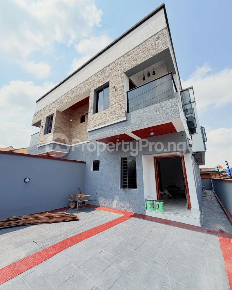 4 bedroom House for sale Magodo Gra Phase 1 Ojodu Lagos