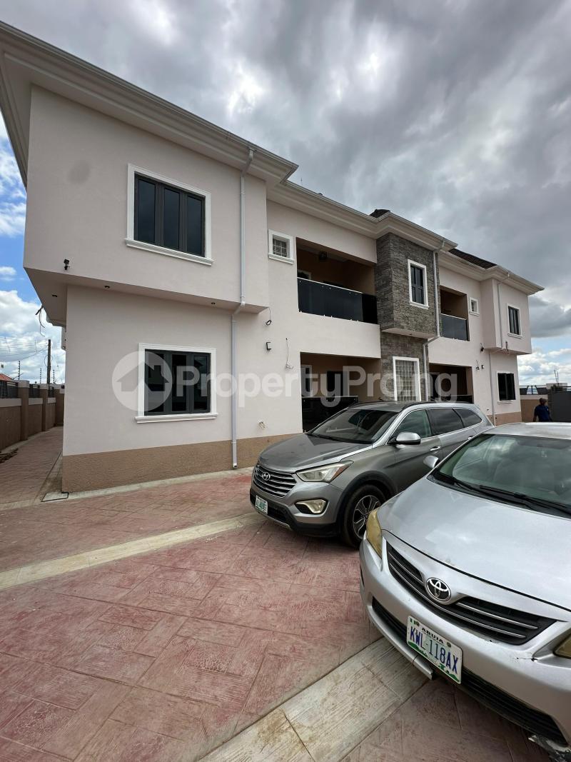 4 bedroom House for rent Life Camp Abuja