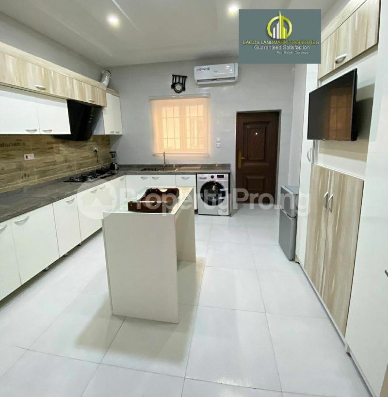 4 bedroom House for sale Osapa london Lekki Lagos