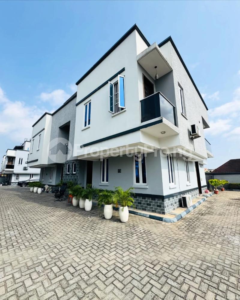 4 bedroom House for sale Maryland Lagos