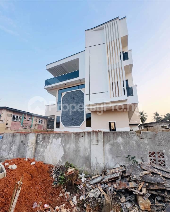 4 bedroom House for sale  Maryland Lagos