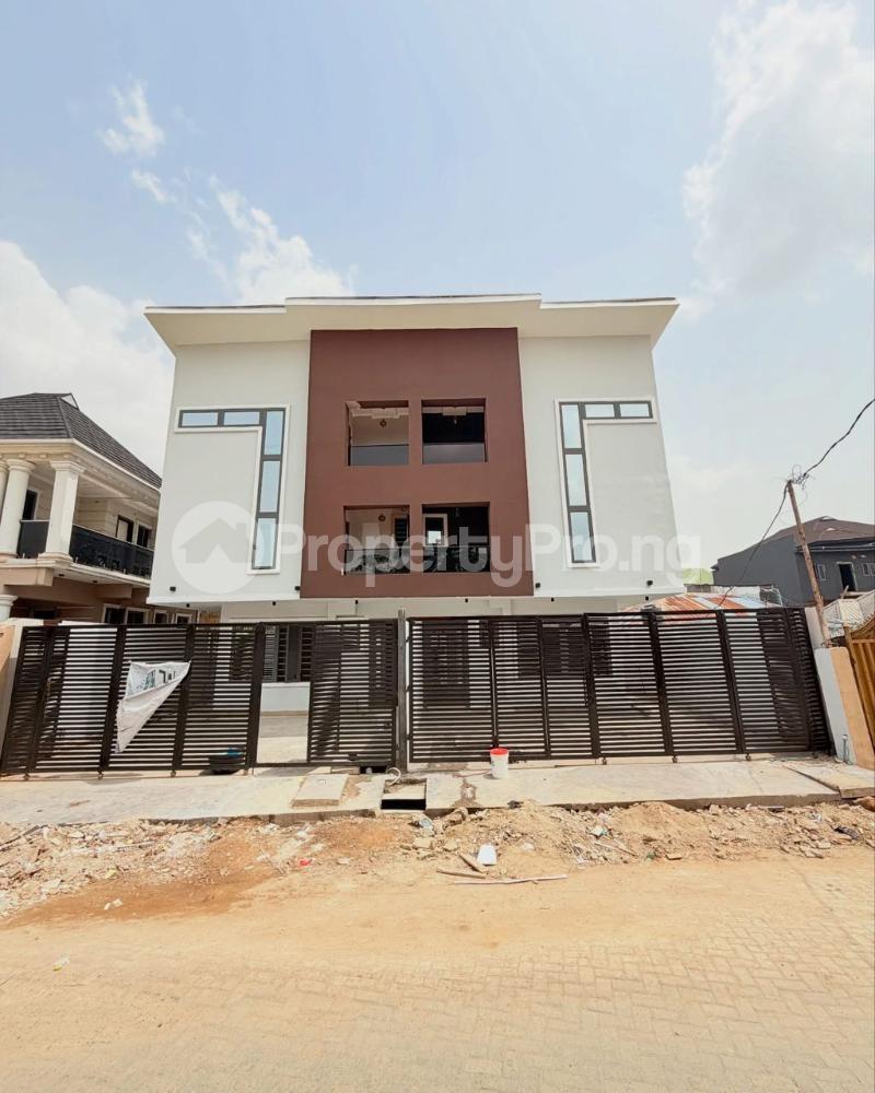 4 bedroom House for sale Maryland Lagos