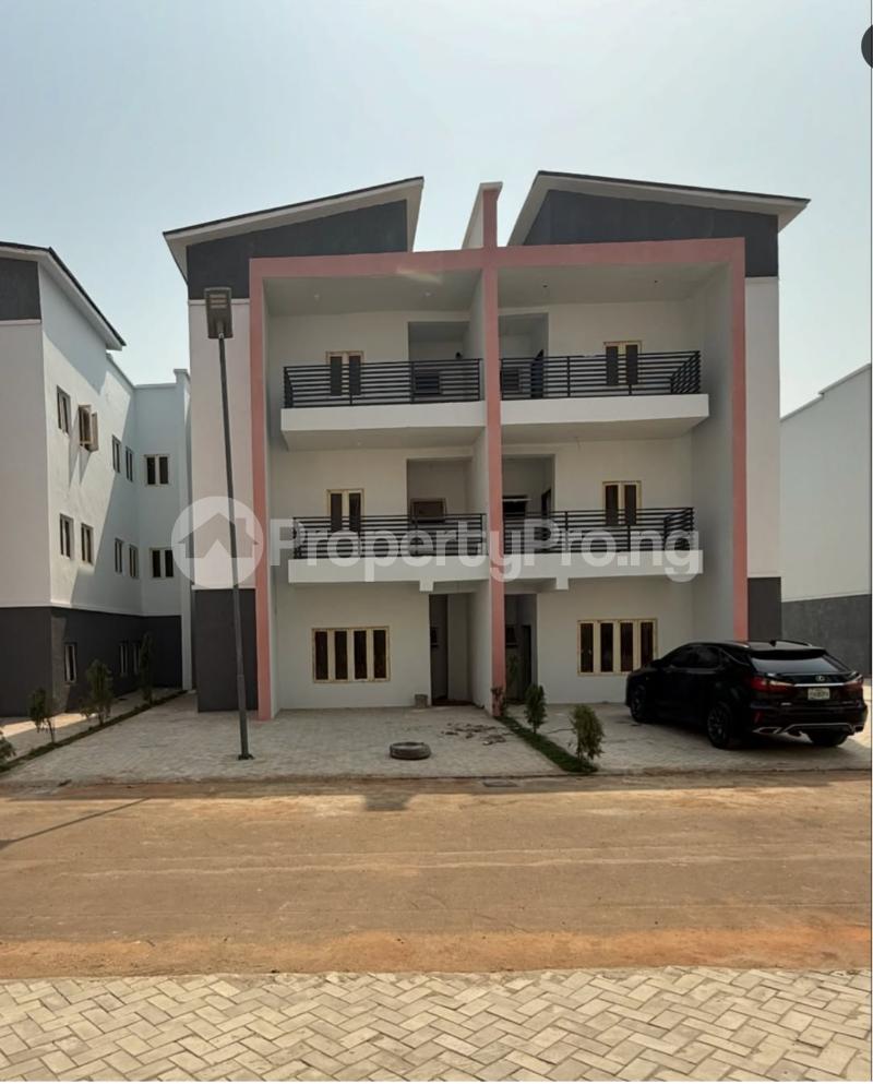 4 bedroom House for sale New Engineering Dawaki Gwarinpa Abuja