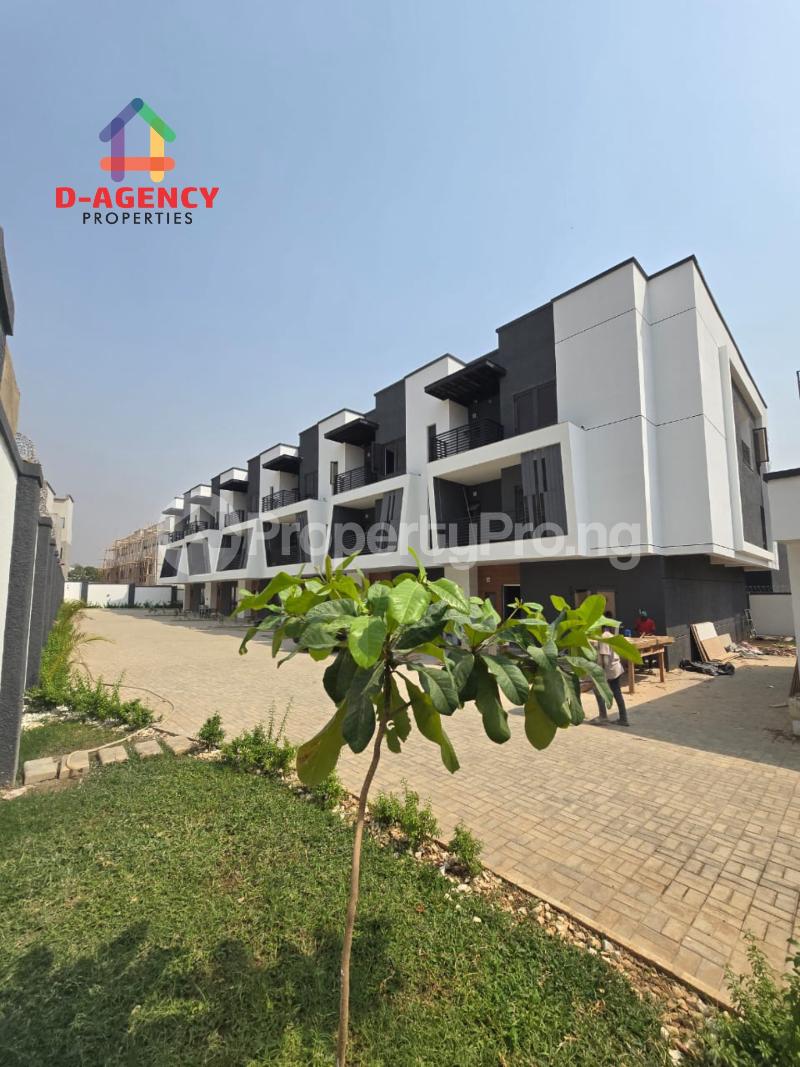 4 bedroom House for sale Life Camp Abuja