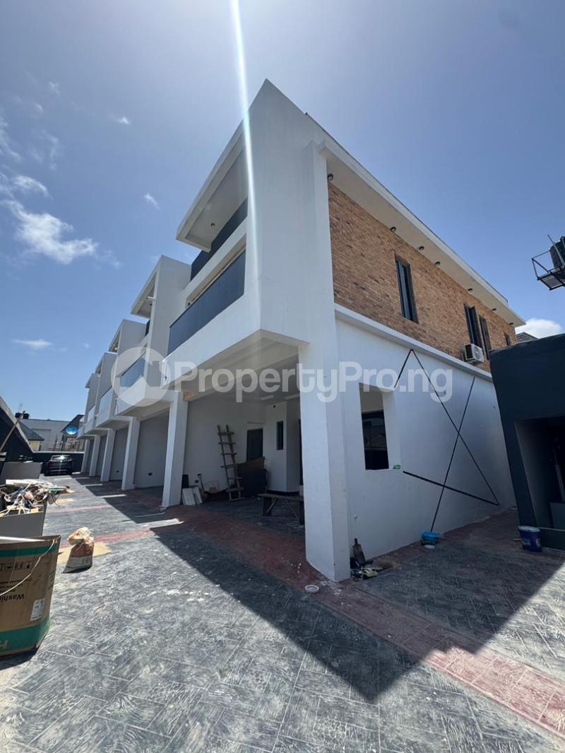 4 bedroom House for sale Ologolo Lekki Ologolo Lekki Lagos