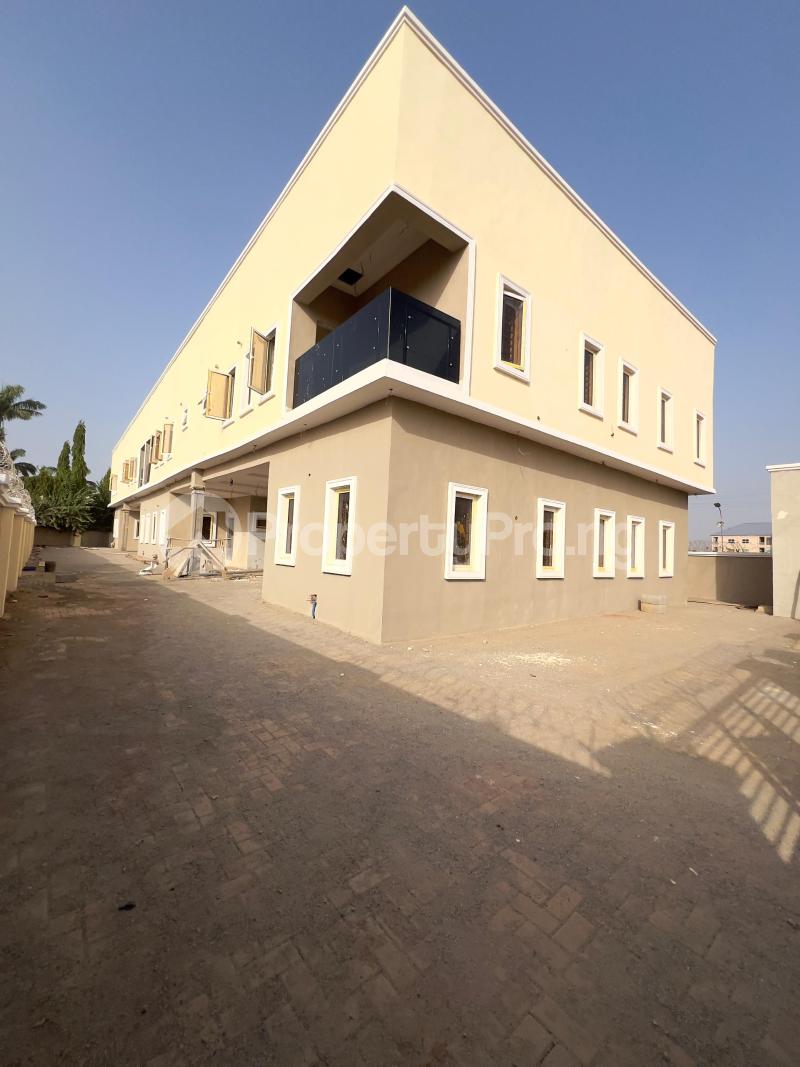 4 bedroom House for rent Gwarinpa Gwarinpa Abuja - 0
