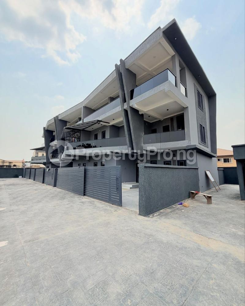4 bedroom House for sale Maryland Lagos