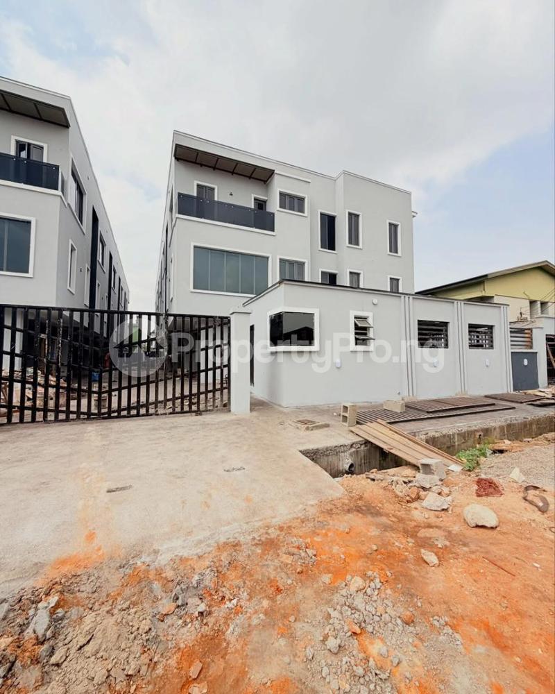 4 bedroom House for sale Ogba Ikeja Lagos