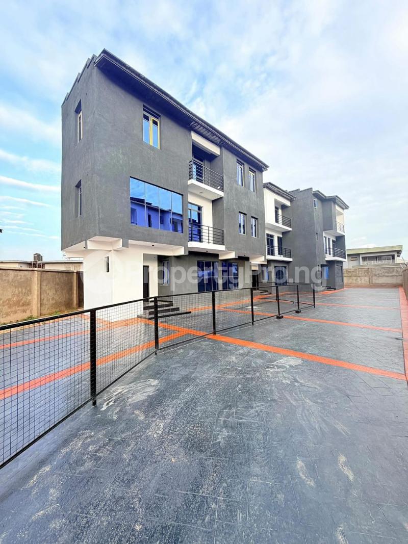 4 bedroom House for sale Ogba Ogba Lagos