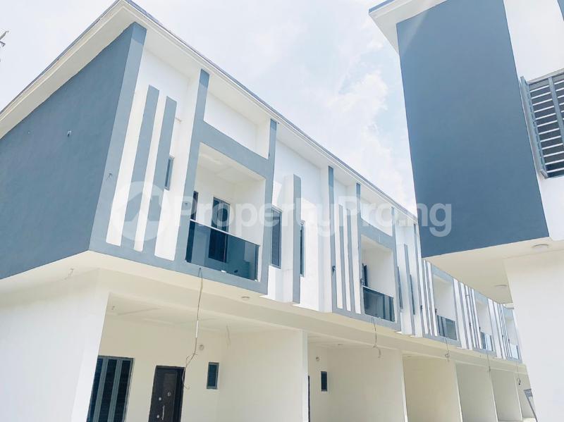 4 bedroom House for rent Orchid Road, Phase 2 Lekki Lagos