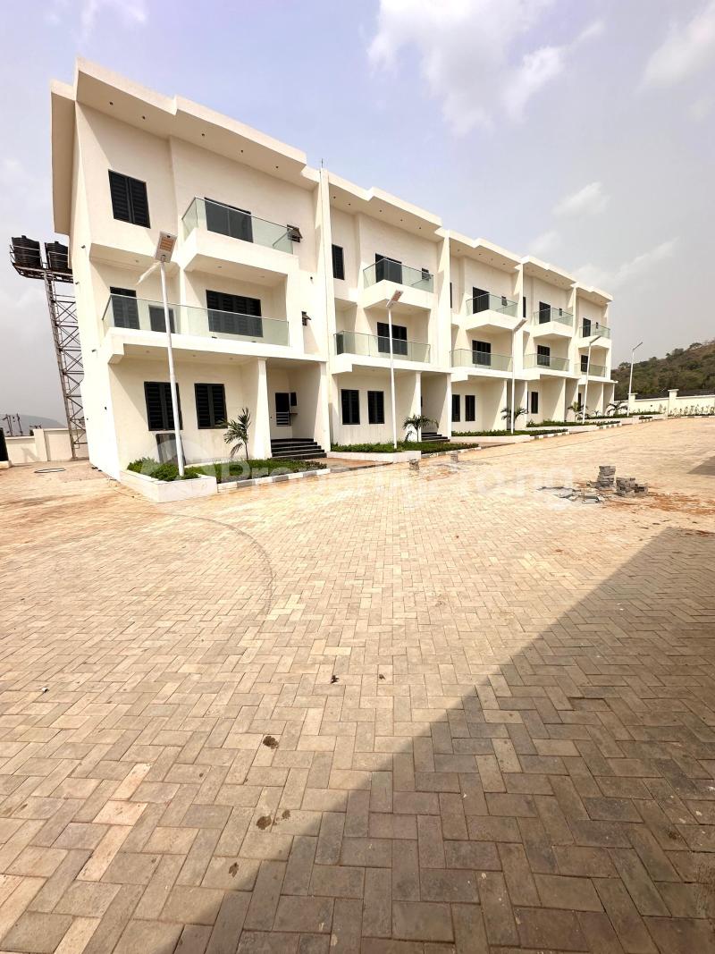 4 bedroom House for sale Life Camp Abuja