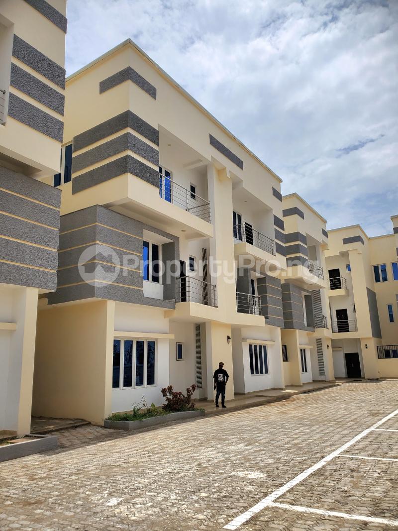 5 bedroom House for rent Guzape Abuja