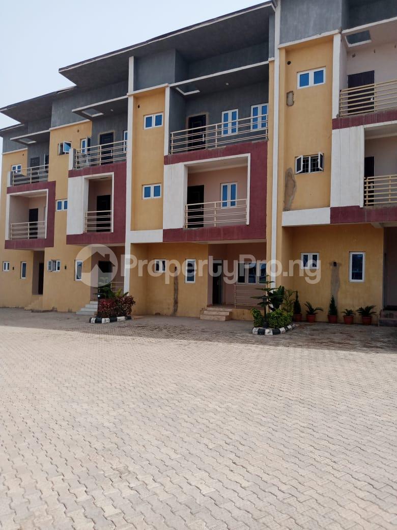 4 Bedroom House in Life Camp Abuja House for rent in lifecamp
