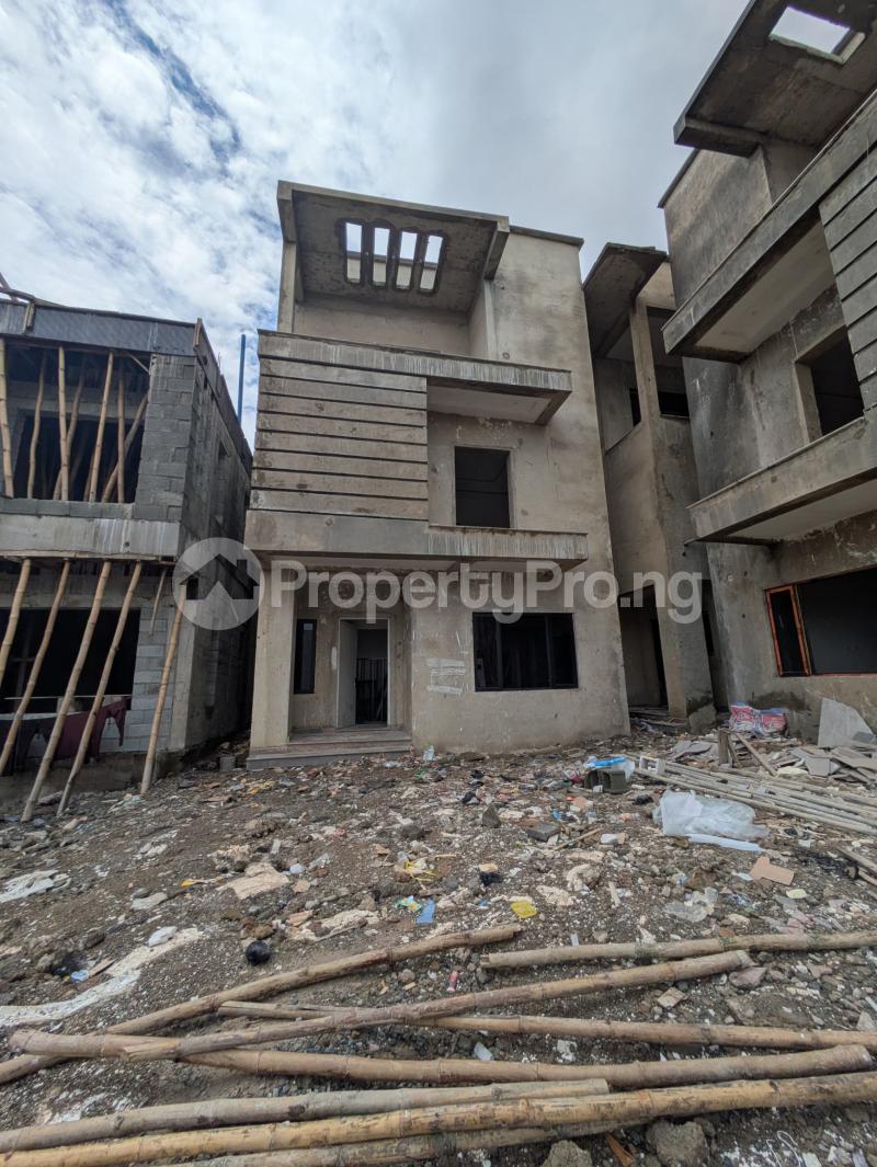 4 bedroom House for sale Gilmore Junction, Jahi Abuja