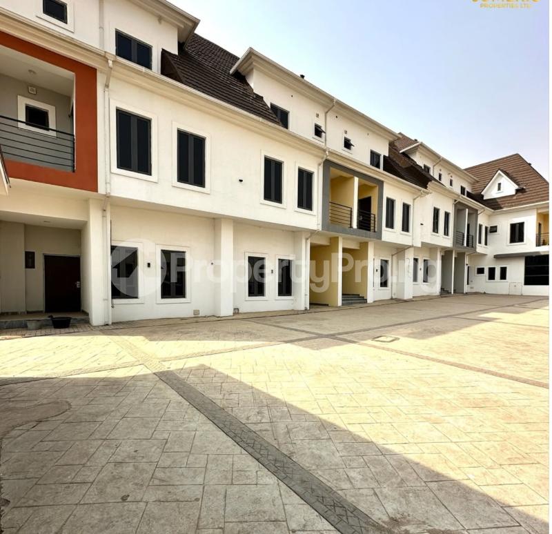 4 bedroom House for sale Gwarinpa Abuja