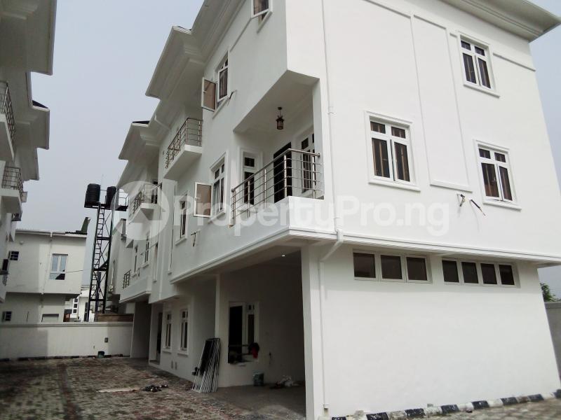 4 bedroom House for sale Off Femi Okunu Estate Osapa london Lekki Lagos