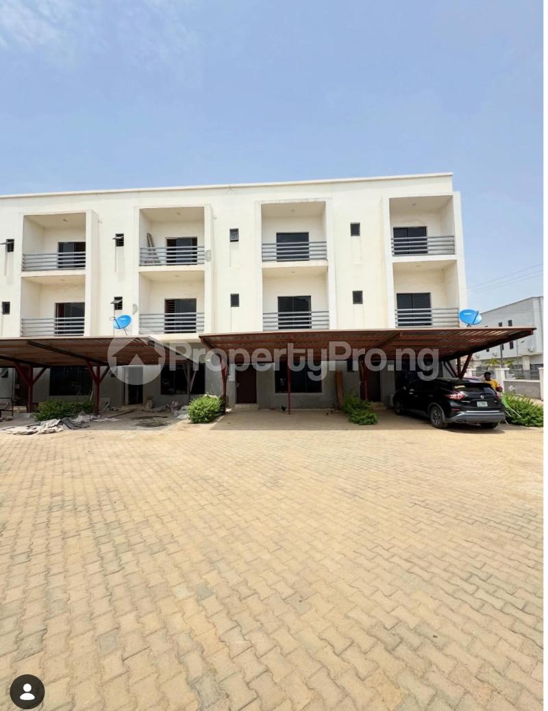 4 bedroom House for rent Jahi Abuja