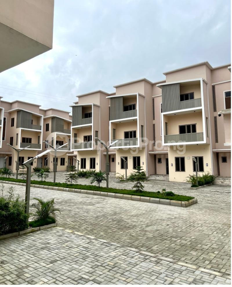 4 bedroom House for sale Dawaki Abuja