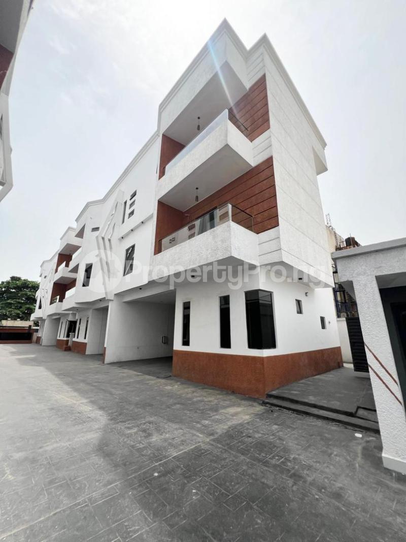 4 bedroom House for sale Osapa london Lekki Lagos