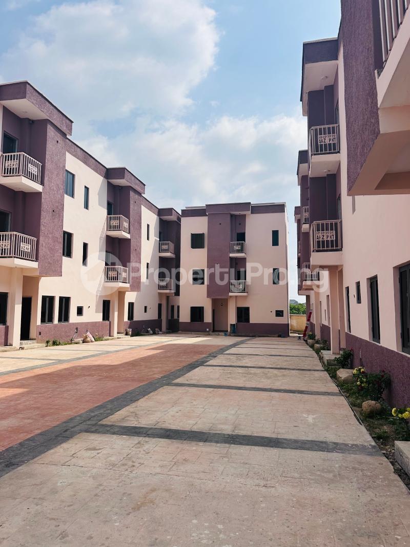 4 bedroom House for sale Off Apo Lokogoma Express Road By Maxcare Gaduwa Abuja