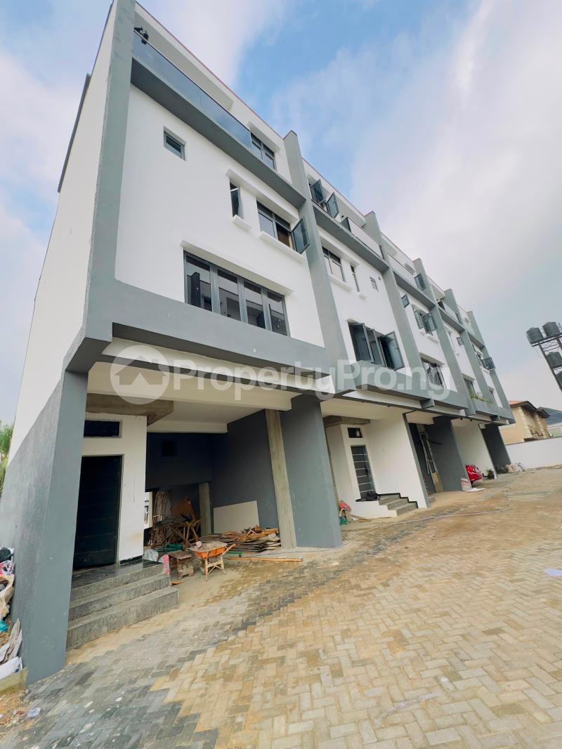 4 bedroom House for sale Gbagada Lagos