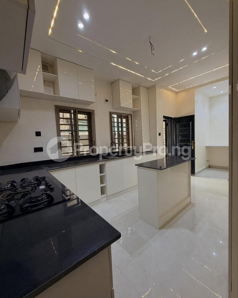 4 bedroom House for sale Mongoro Cement Ikeja Lagos