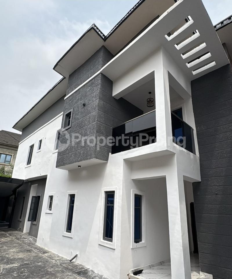 4 bedroom House for sale Purple Gate Estate Oluyole Estate Ibadan Oyo