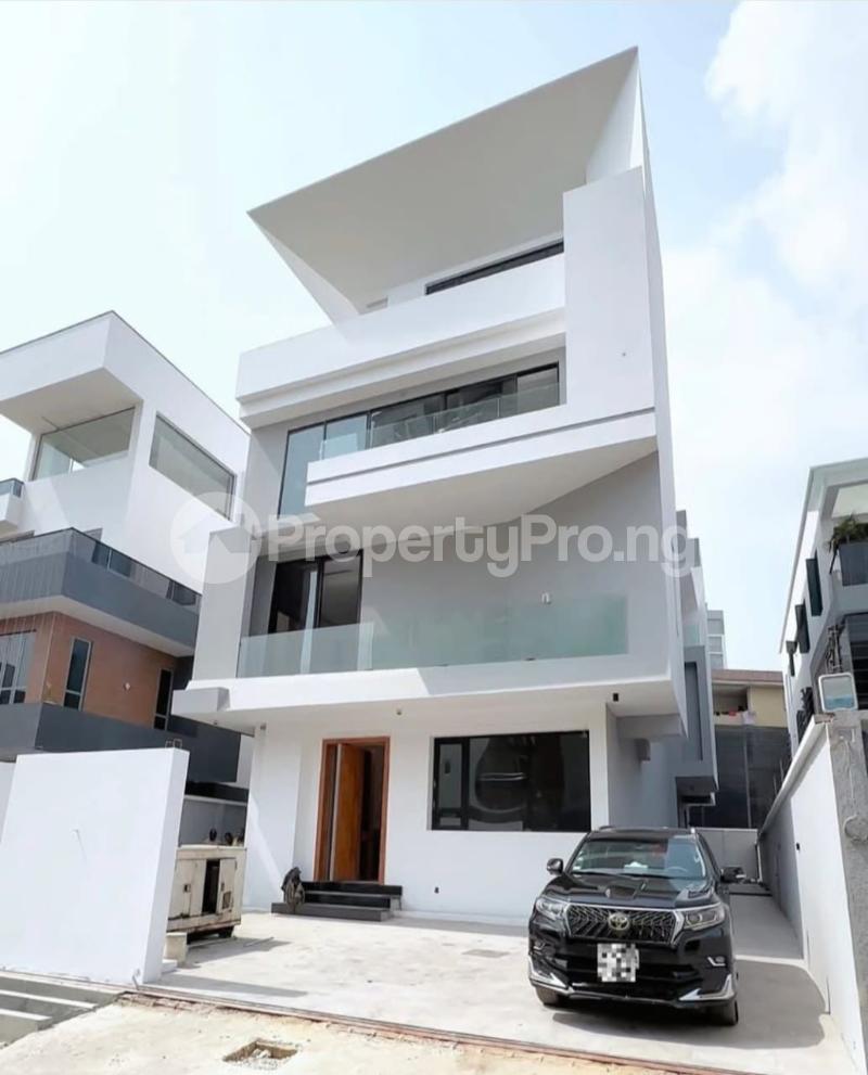 4 bedroom House for sale Off Bashiru Shittu Magodo GRA Phase 2 Kosofe/Ikosi Lagos - 1