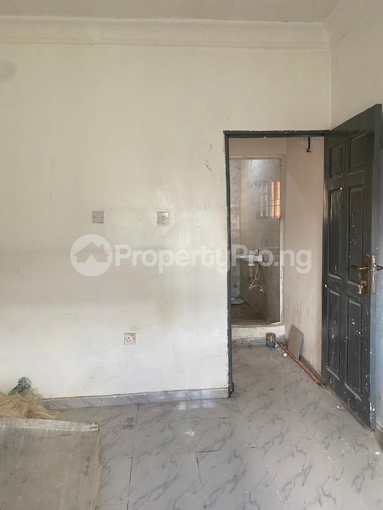 1 bedroom Flat / Apartment for rent  Onike Yaba Lagos - 1